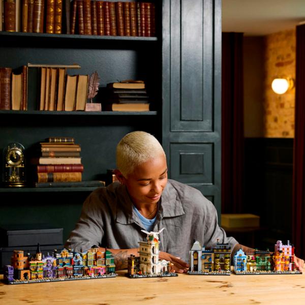 Constructor LEGO Diagon Alley Wizarding Shops Magazin/ Multicolor photo 6