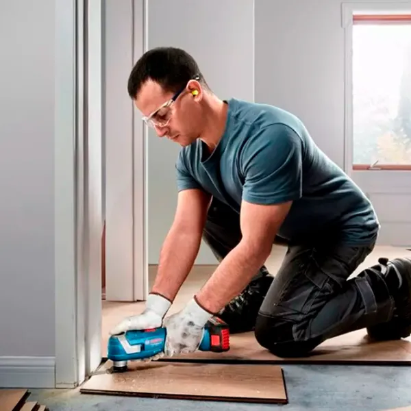 Mașină multifuncțională Bosch GOP 185-LI Blue / Silicon photo 4