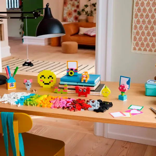 Constructor LEGO Creative Happy Box Figuri/ Multicolor photo 10