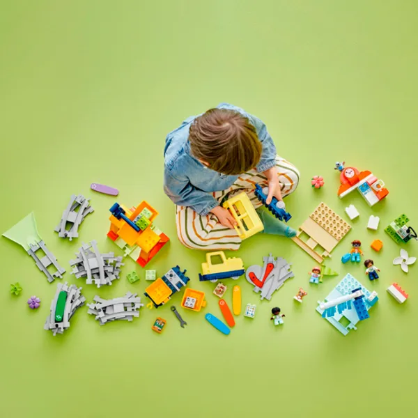 Constructor LEGO Big Interactive Community Train Figuri/ Multicolor photo 3