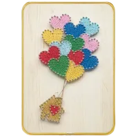 Set de creație HiStone String Art Căsuță cu baloane-inimi DHACE28038 6+ / Multicolor