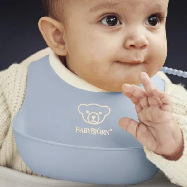 Bavetă BabyBjorn 046341A Clasică / Silicon / Powder Yellow photo 2 Bavetă BabyBjorn 046341A Clasică / Silicon / Powder Yellow photo 2