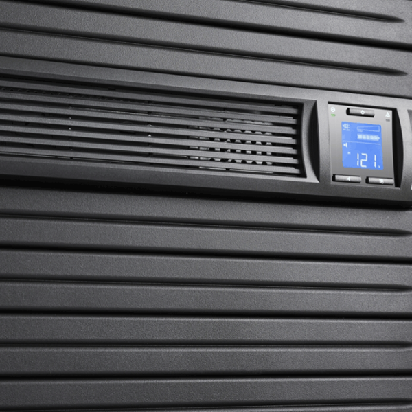 UPS APC C SMC1000I-2UC Black photo 2