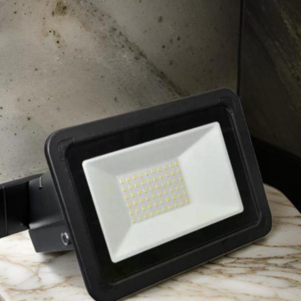 Proiector LED Elmos FLAP3 White / 2400 Lm photo 3 Proiector LED Elmos FLAP3 White / 2400 Lm photo 3