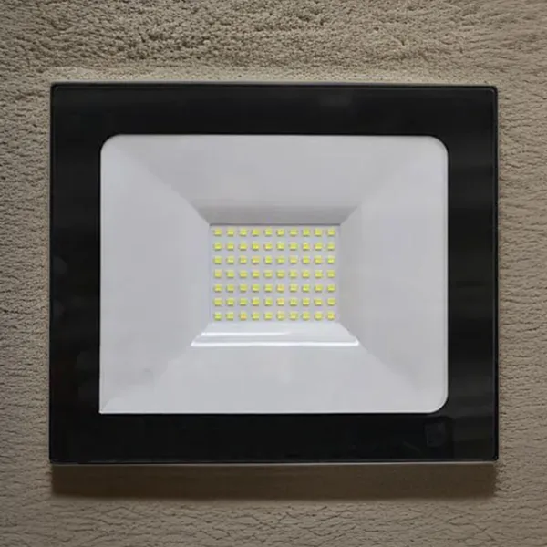 Proiector LED Elmos HLFL17004 White / 4000 Lm photo 3 Proiector LED Elmos HLFL17004 White / 4000 Lm photo 3