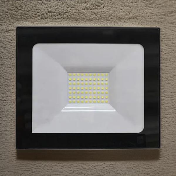 Proiector LED Elmos HLFL17004 White / 4000 Lm photo 3 Proiector LED Elmos HLFL17004 White / 4000 Lm photo 3
