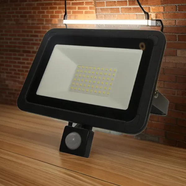 Proiector LED Elmos FLAP3 White / 2400 Lm photo 4 Proiector LED Elmos FLAP3 White / 2400 Lm photo 4