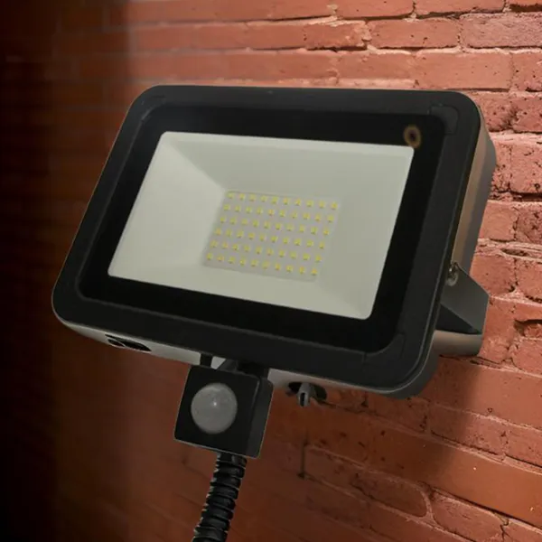 Proiector LED Elmos FLAP3 White / 2400 Lm photo 5 Proiector LED Elmos FLAP3 White / 2400 Lm photo 5