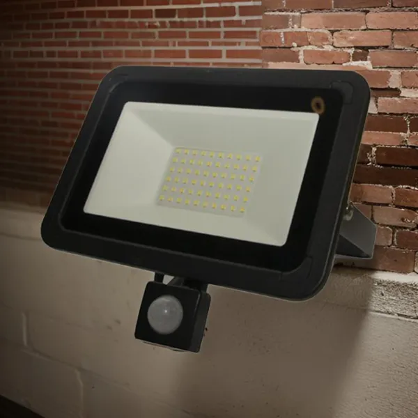 Proiector LED Elmos FLAP3 White / 2400 Lm photo 6 Proiector LED Elmos FLAP3 White / 2400 Lm photo 6