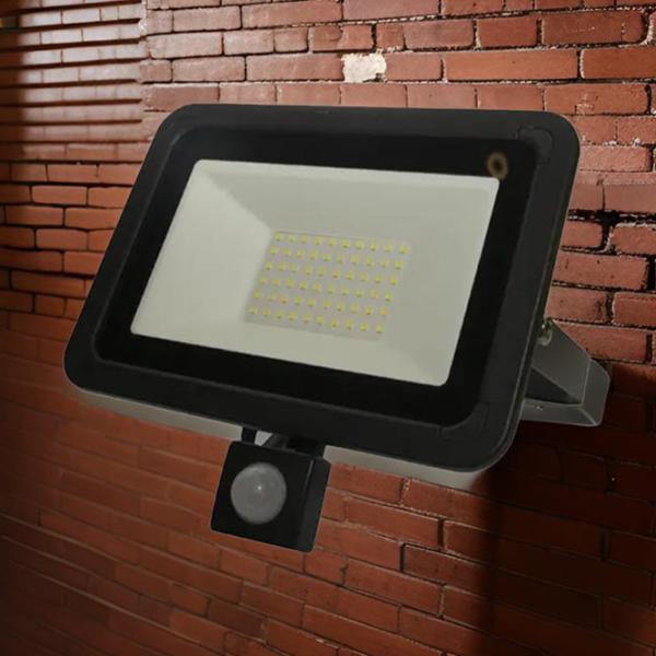 Прожекторы Elmos FLAP3 Белый / 800 lm photo 4 Прожекторы Elmos FLAP3 Белый / 800 lm photo 4