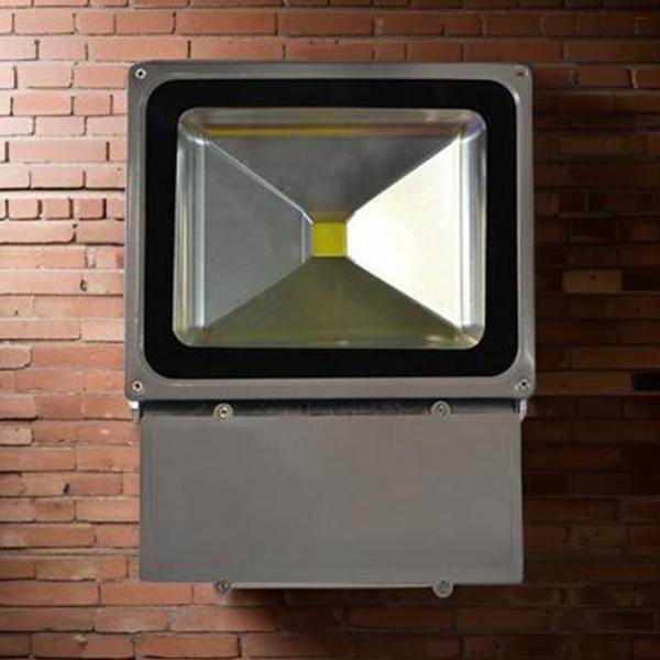 Прожекторы Elmos SN101F70WB Белый / 3150 лм photo 2 Прожекторы Elmos SN101F70WB Белый / 3150 лм photo 2
