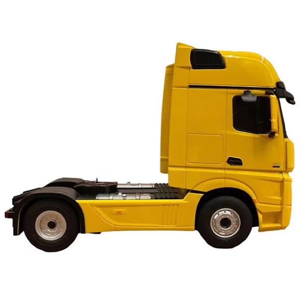 Грузовик Rastar Mercedes-Benz Antos 74920 8 км/ч / 2.4 ГГц / Серый Желтый photo 5 Грузовик Rastar Mercedes-Benz Antos 74920 8 км/ч / 2.4 ГГц / Серый Желтый photo 5