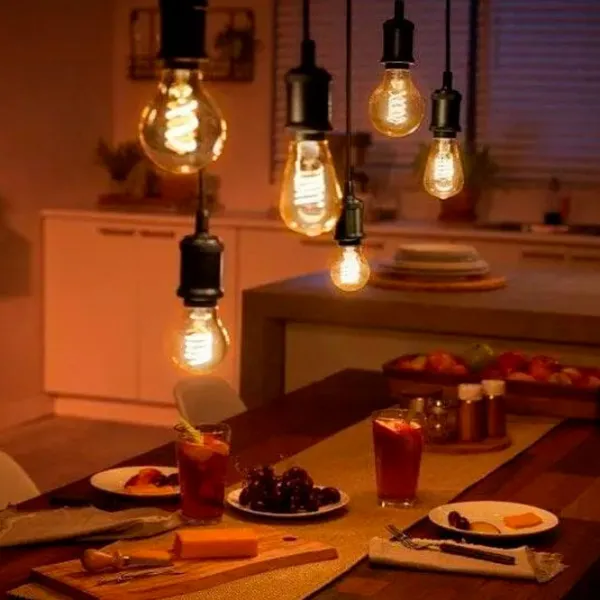 Умная лампочка светодиодная филаментная Philips WIZ 929003018721 E27 / 7 Вт / 2000 K / / White photo 4 Умная лампочка светодиодная филаментная Philips WIZ 929003018721 E27 / 7 Вт / 2000 K / / White photo 4