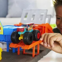 Pistă auto Hot Wheels Stația de Explozive HFB12 / / Multicolor Multicolor photo 2