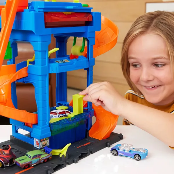 Pistă auto Hot Wheels City Tunnel Twist Car Wash & Color Shifters Vehicle HTN80  / / Multicolor photo 11