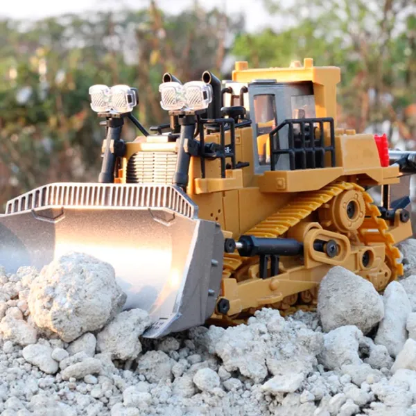 Buldozer ChiToys 96116 8600020796116  / 2.4 GHz / Gray Yellow photo 4 Buldozer ChiToys 96116 8600020796116  / 2.4 GHz / Gray Yellow photo 4