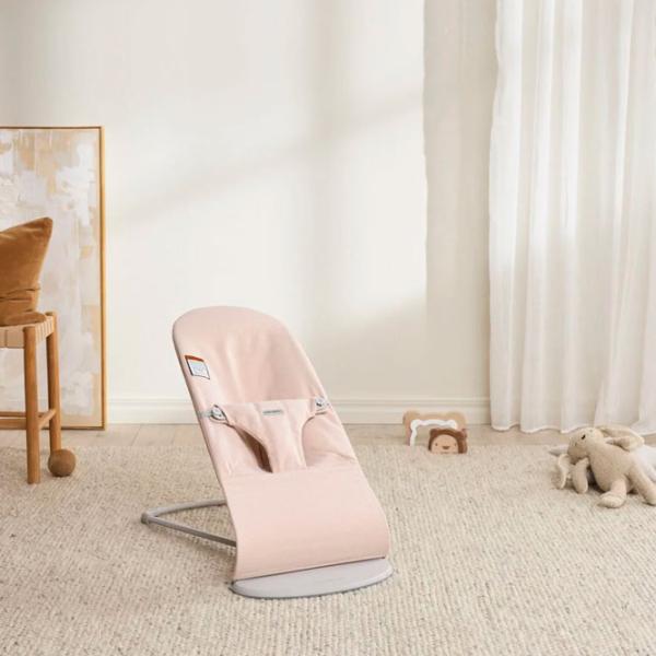 Balansor BabyBjorn Bliss Light Pink 0 luni - 2 ani / Light Pink photo 3 Balansor BabyBjorn Bliss Light Pink 0 luni - 2 ani / Light Pink photo 3