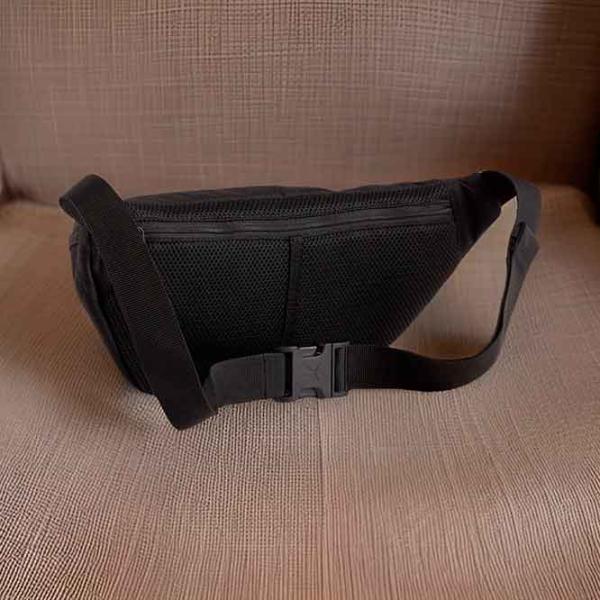 Geanta de talie Puma Essentials Waist Bag  / Gray Black / 2l photo 5 Geanta de talie Puma Essentials Waist Bag  / Gray Black / 2l photo 5