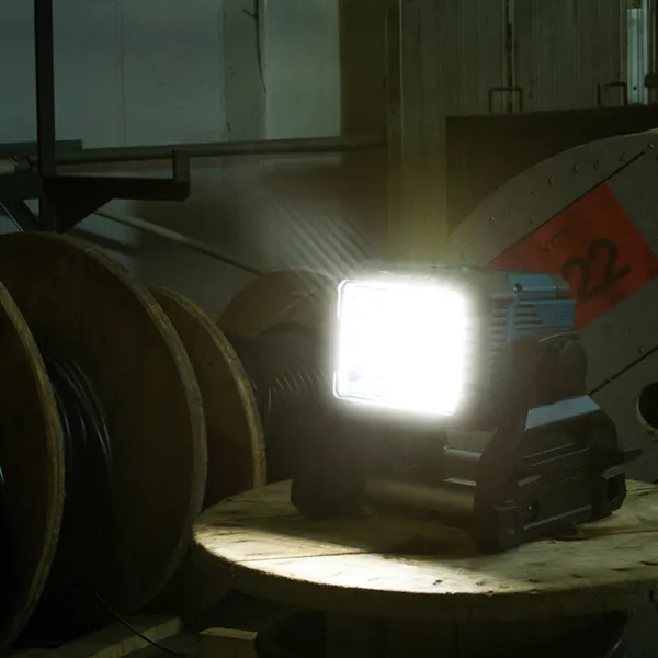Прожекторы Makita DEADML811 Белый / 3000лм photo 6