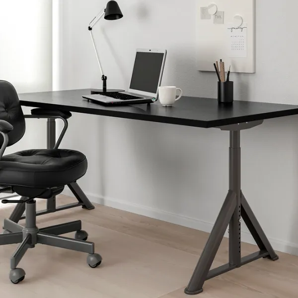 Masă de birou Ikea Idasen PAL/ Black photo 2