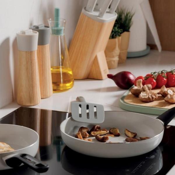 Tigaie BergHOFF Leo Glints 3950604  Universală / 24 cm / Gray photo 3