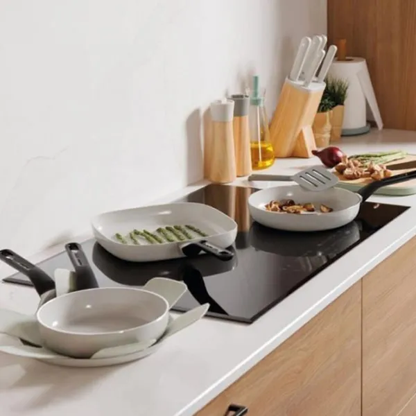 Tigaie BergHOFF Leo Glints 3950604  Universală / 24 cm / Gray photo 4