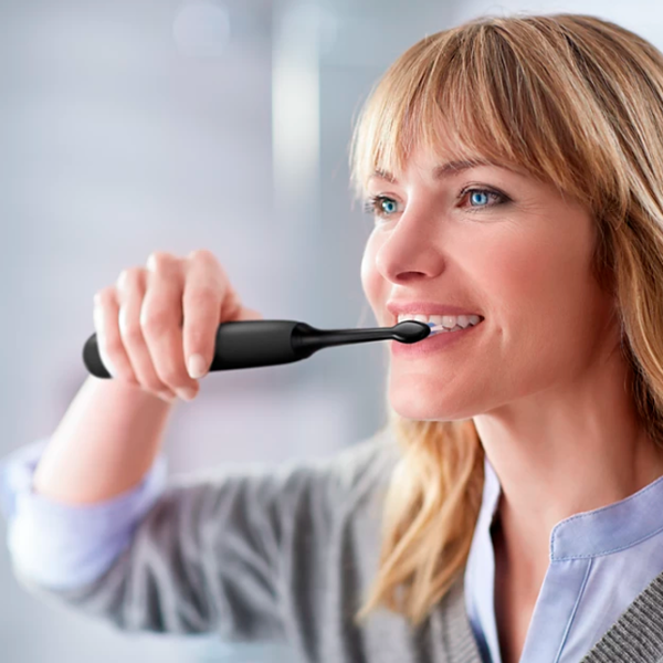 Зубная электрощетка Philips HX6800/44 2D / Черный photo 4 Зубная электрощетка Philips HX6800/44 2D / Черный photo 4