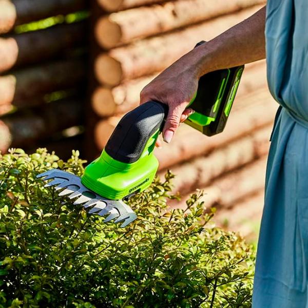 Mașină de tuns gard viu Greenworks G24SHTK2  / Green photo 4