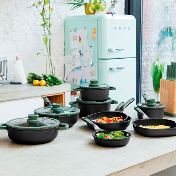 Cratiță BergHOFF Leo Forest 5.6l Aluminiu / Black photo 3 Cratiță BergHOFF Leo Forest 5.6l Aluminiu / Black photo 3