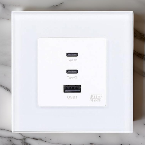 Розетка Caligate USB65W-WT 220 - 240 В / USB Type-A / Белый photo 5 Розетка Caligate USB65W-WT 220 - 240 В / USB Type-A / Белый photo 5