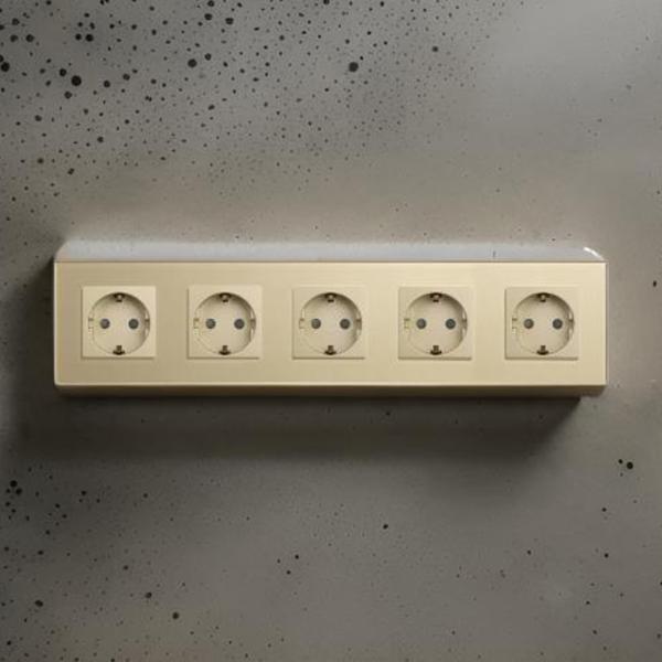 Розетка Caligate M5F-GD 220 - 240 В / Type-F / Золото photo 5 Розетка Caligate M5F-GD 220 - 240 В / Type-F / Золото photo 5