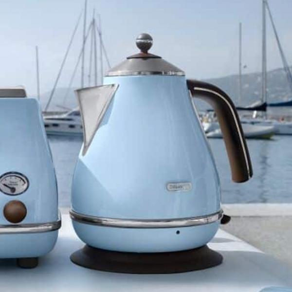 Электрочайник DeLonghi KBOV 2001 AZ 1.7л / Скрытый / Sky Blue photo 5