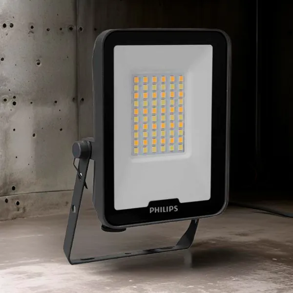 Proiector LED Philips BVP167 White / 2400lm photo 6 Proiector LED Philips BVP167 White / 2400lm photo 6