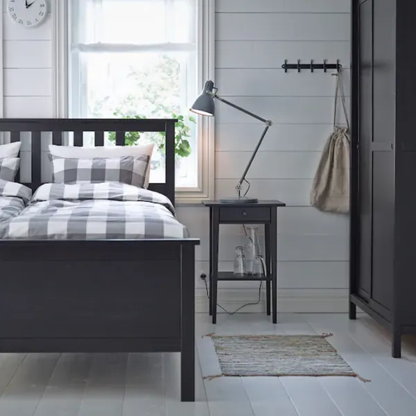 Тумбочки Ikea Hemnes 70 x 46 x 35см / ЛДСП / Темно Коричневый photo 4 Тумбочки Ikea Hemnes 70 x 46 x 35см / ЛДСП / Темно Коричневый photo 4