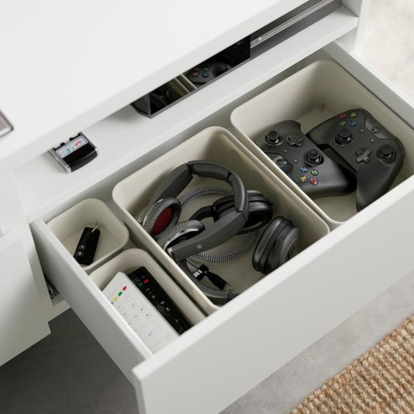 Comodă TV Ikea Besta 39 x 180 x 42 / PAL photo 6 Comodă TV Ikea Besta 39 x 180 x 42 / PAL photo 6