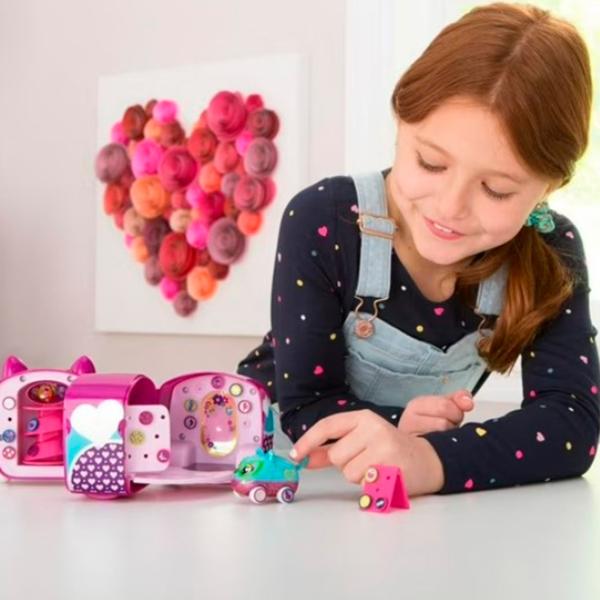 Set de mașini Tomy Ritzy Rollerz Magazin de pantofi Tocuri pe Roți RR46829  / / Green Pink photo 7