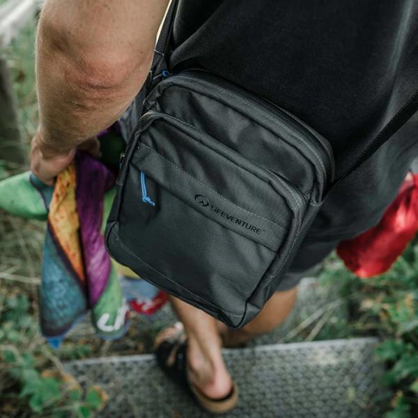 Сумка плечевая Lifeventure RFID Shoulder Bag  / Синий Серый /  photo 6 Сумка плечевая Lifeventure RFID Shoulder Bag  / Синий Серый /  photo 6