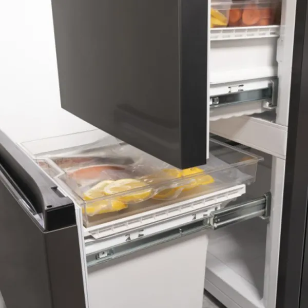 Frigider Hisense RM469N4AFD1 cu congelator jos 368 l / 200 cm / Black photo 13