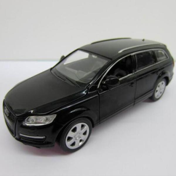 Mașină MSZ Audi Q7 68310M  / / Gray Multicolor photo 5