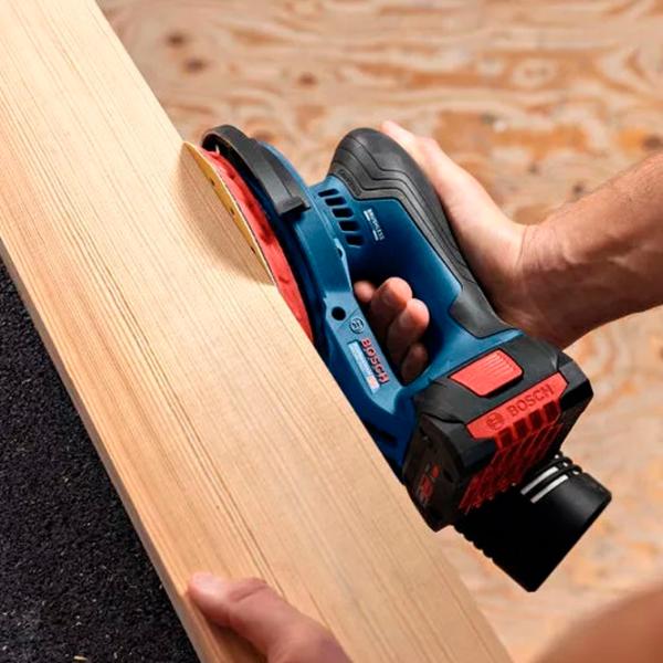 Șlefuitor Bosch EX 18V-150-3 Cu excentric / / Blue photo 5 Șlefuitor Bosch EX 18V-150-3 Cu excentric / / Blue photo 5