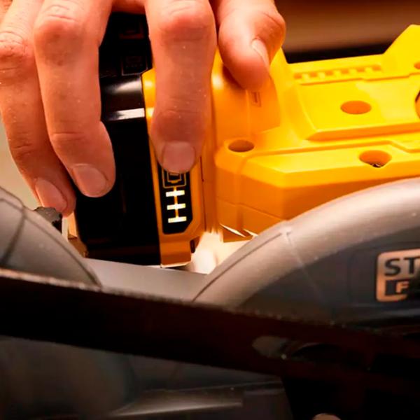 Fierăstrău pentru tăieri înclinate Stanley SFMCS701M1 216 mm / Yellow photo 10