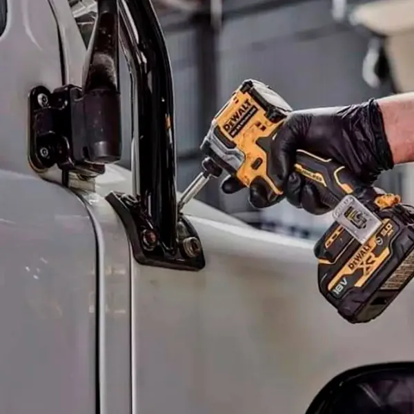 Дрель-шуруповерт Dewalt DCF850D2T-QW 3250 об/мин photo 4