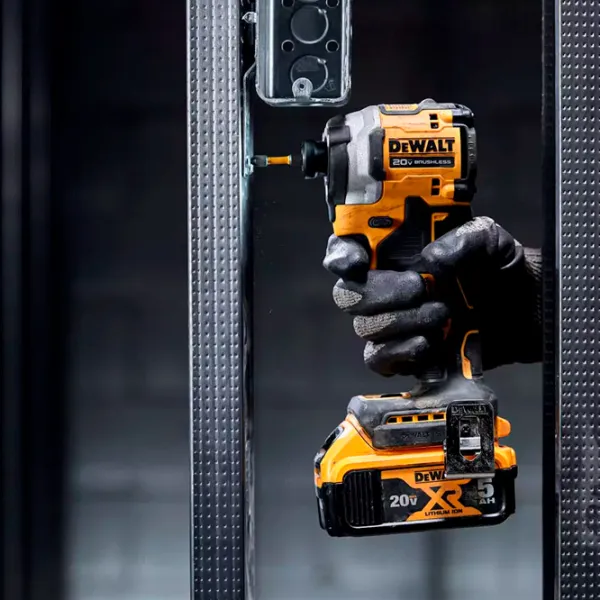 Дрель-шуруповерт Dewalt DCF850D2T-QW 3250 об/мин photo 6