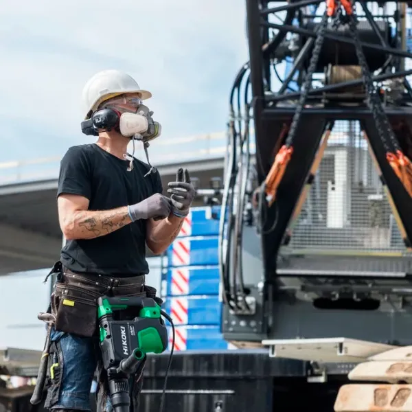 Перфоратор Hikoki DH40MEY2 1150 Вт / Зеленый photo 3 Перфоратор Hikoki DH40MEY2 1150 Вт / Зеленый photo 3