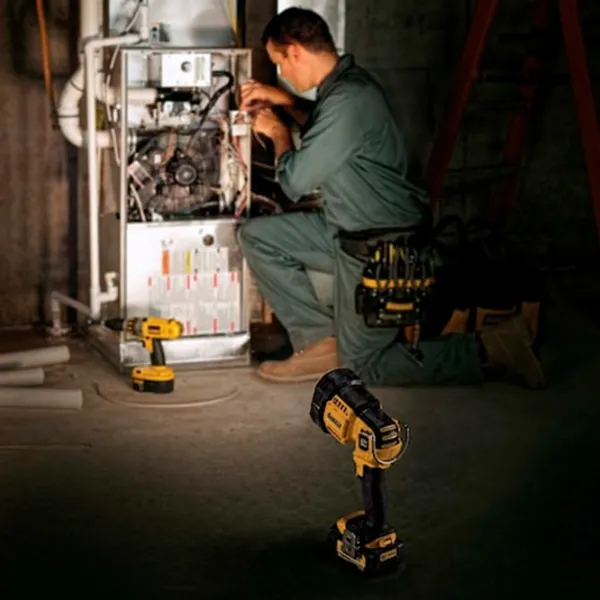 Автомобильные фонарики Dewalt DCL043 20 Вт photo 4