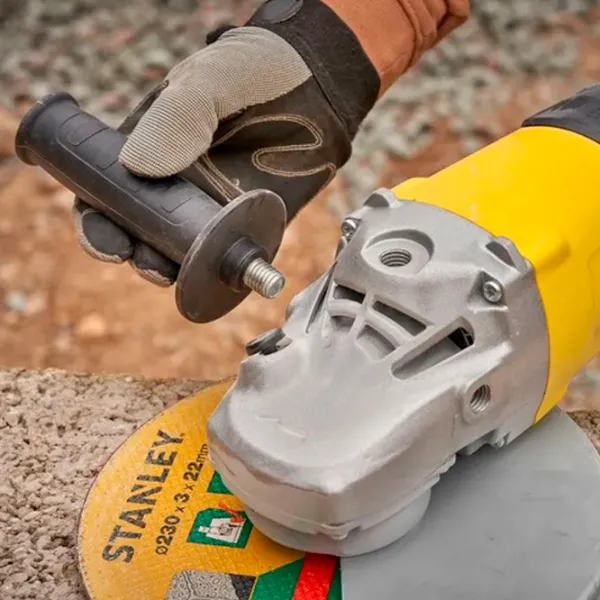 Polizor Stanley FMEG232 Unghiular / 2000 W / Yellow photo 5 Polizor Stanley FMEG232 Unghiular / 2000 W / Yellow photo 5