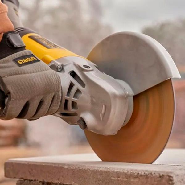 Polizor Stanley FMEG232 Unghiular / 2000 W / Yellow photo 7 Polizor Stanley FMEG232 Unghiular / 2000 W / Yellow photo 7