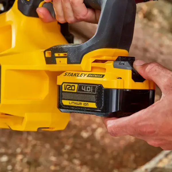Fierăstrău cu lanţ Stanley SFMCCS630B pe benzină/ Yellow photo 6 Fierăstrău cu lanţ Stanley SFMCCS630B pe benzină/ Yellow photo 6