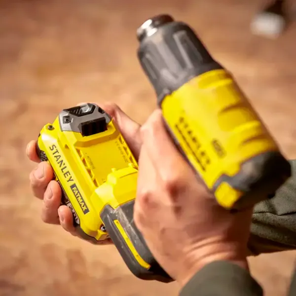 Suflantă de aer cald Stanley SFMCE530B-XJ 360 W / Yellow photo 3 Suflantă de aer cald Stanley SFMCE530B-XJ 360 W / Yellow photo 3