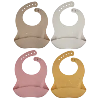 Bavetă Canpol Dots  Clasică / Silicon / Multicolor